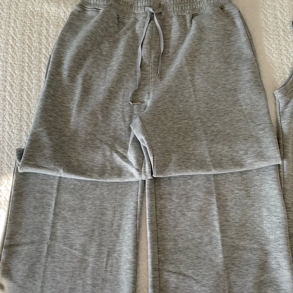 ANRABESS Women's Light Gray 2 Piece Lounge Set - Picture 4 of 10